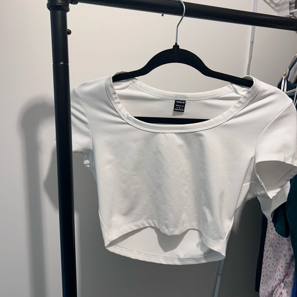 SHEIN Y2K solid scoop neck tee - Picture 2 of 3